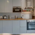 Jester Court - 1 Bed - Town Centre Dog Friendly Lejlighed