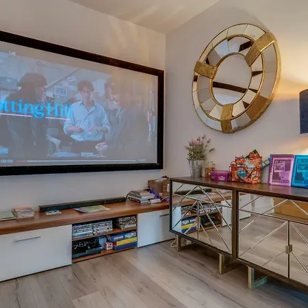 Number 2 Centre Shops Pubs Restaurants Dog Friendly Apartamento *